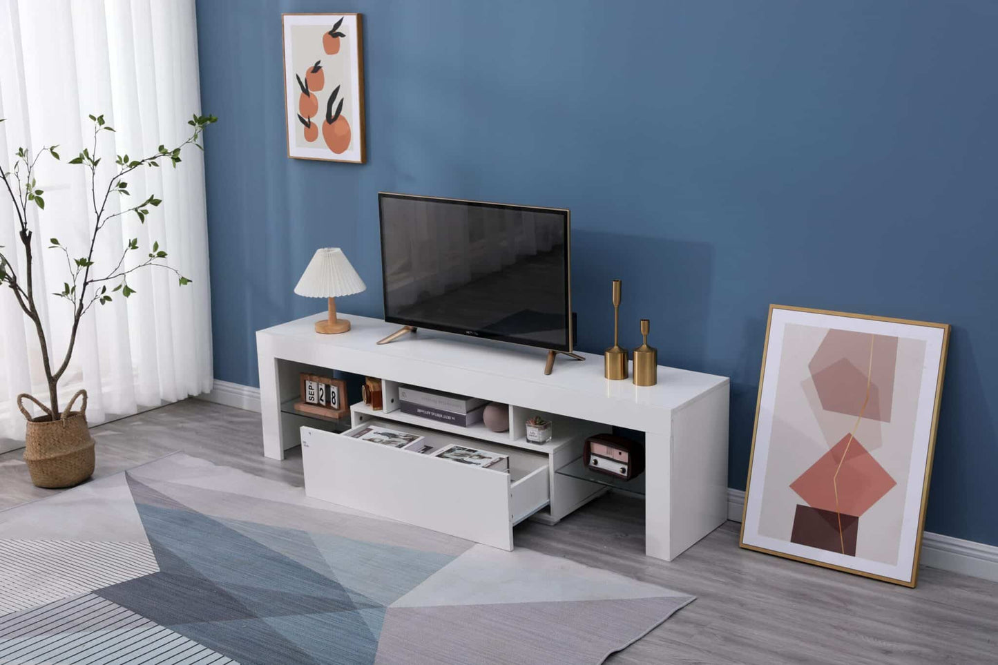 4803 WHITE TV STAND