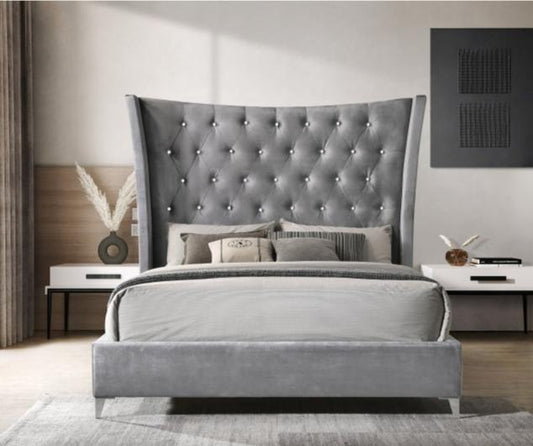 M7586- SALMA- LIGHT GRAY Queen or King (Mattress not Included)